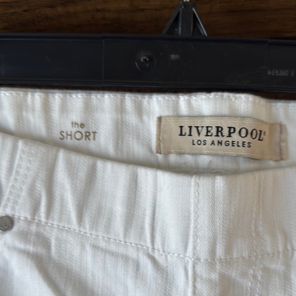 Liverpool Women's White Shorts - Picture 3 of 5